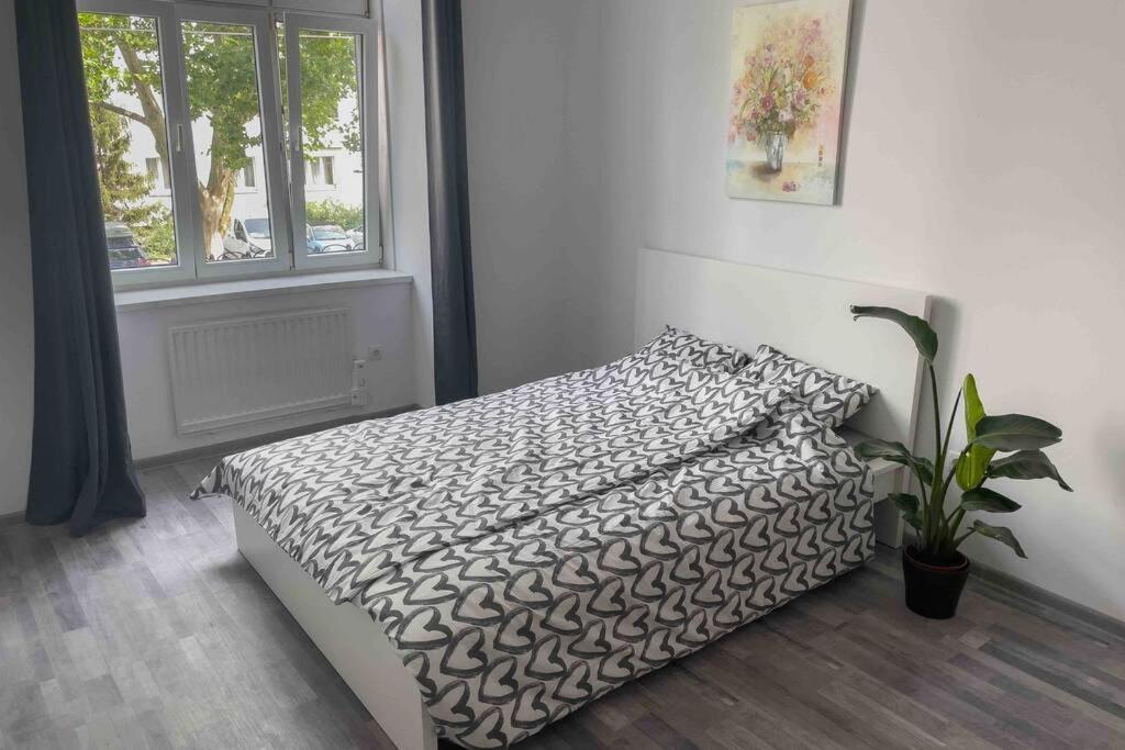 Cosy Studio Near Central Station Apartment Vienna Luaran gambar